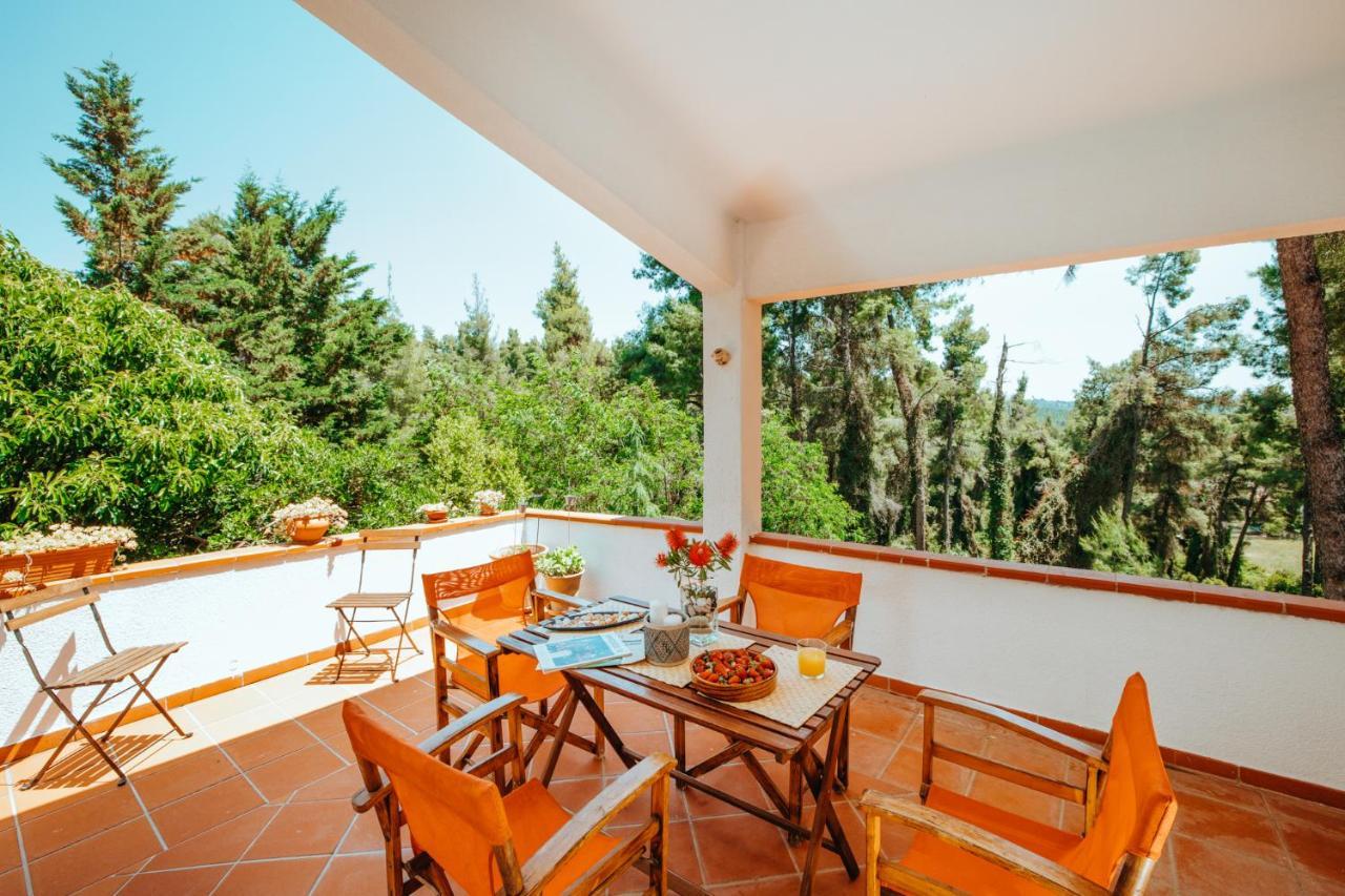 Beautiful Summerhouse In Sani'S Pine Forest Sani  Buitenkant foto